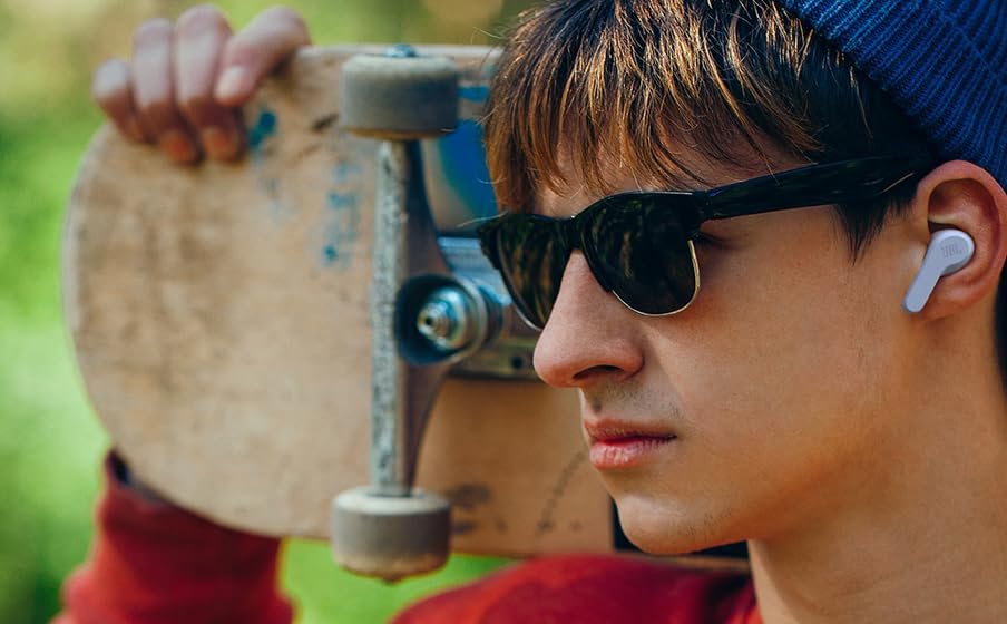 JBL Vibe Beam - True Wireless JBL Deep Bass Sound Earbuds, Bluetooth 5.2, Water & Dust Resistant, Hands-free call with VoiceAware, Up to 32 hours of battery life (White)